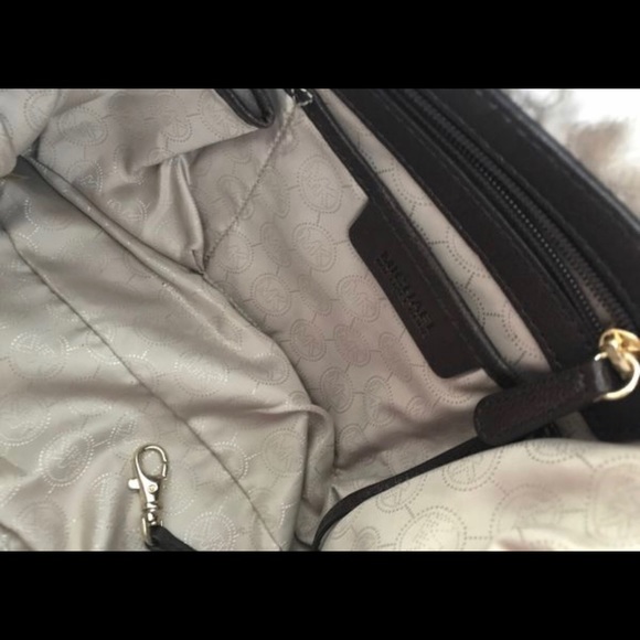 Michael Kors Handbag AV - 1307 Brown Leather - Picture 2 of 8